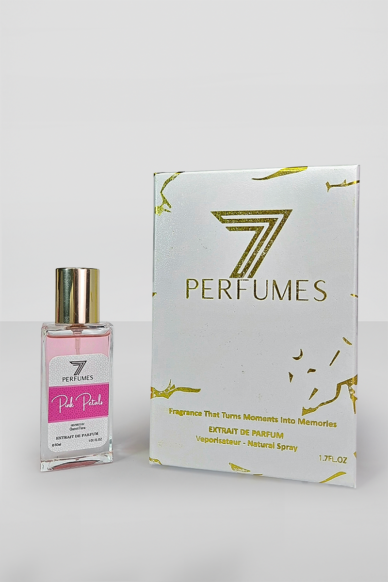 7Perfumes Pink Petals – The 30ml bottle offers a light, floral fragrance with peony, jasmine, and sandalwood, perfect for on-the-go elegance.