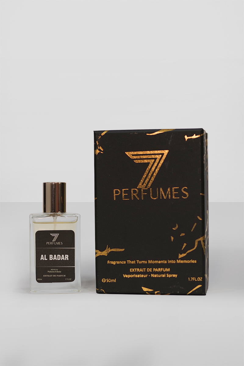 7Perfumes Al Badar – The 50ml bottle delivers a luxurious blend of oud, rose, and amber, perfect for an all-day rich fragrance experience.