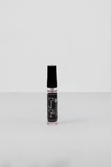 "7Perfumes Burning Blaze – The 5ml bottle with Bombshell-inspired fruity floral fragrance, perfect for gifting or sampling."